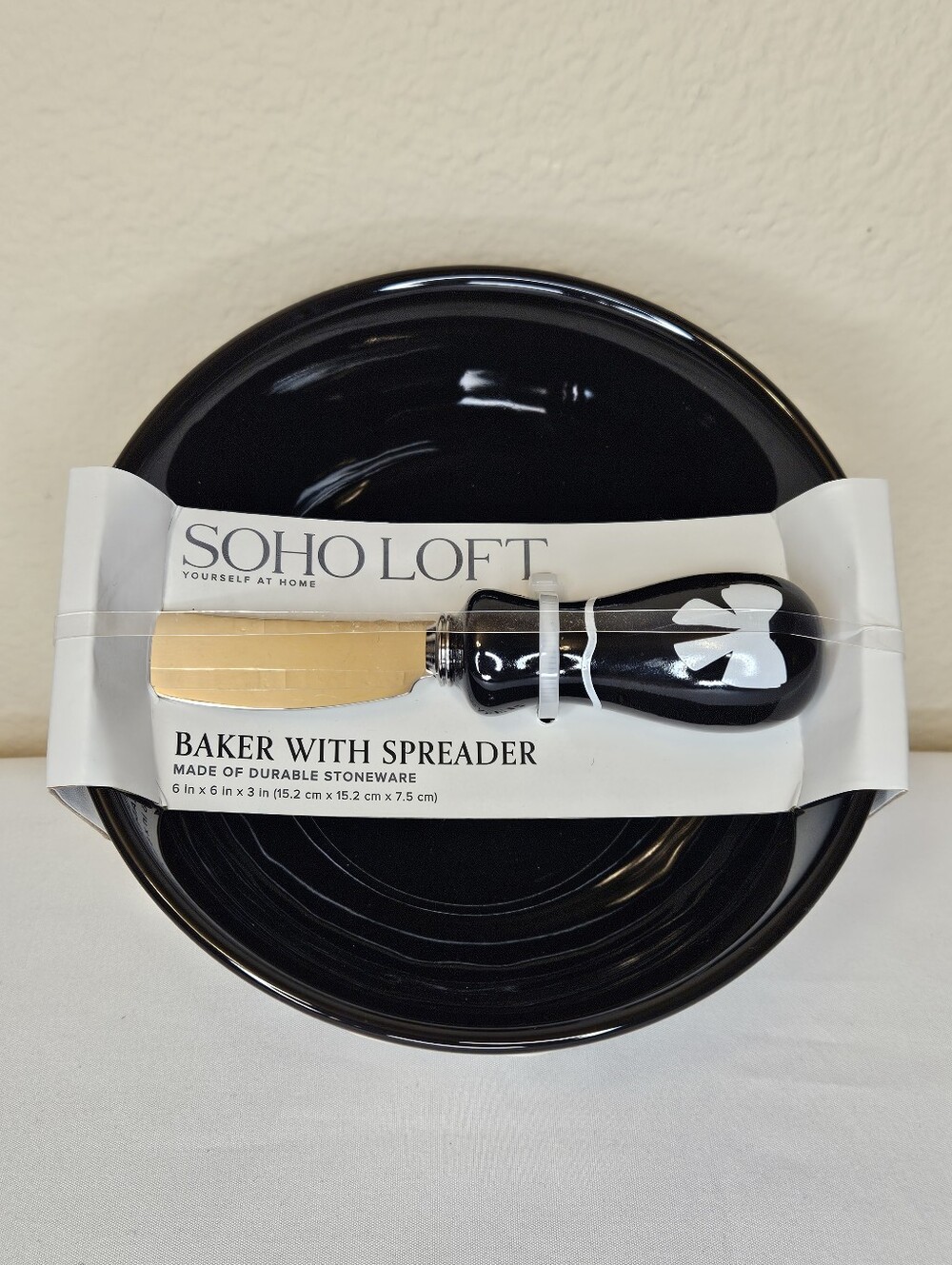 Soho Loft Black Stoneware Baker with Spreader White Bow Design NEW